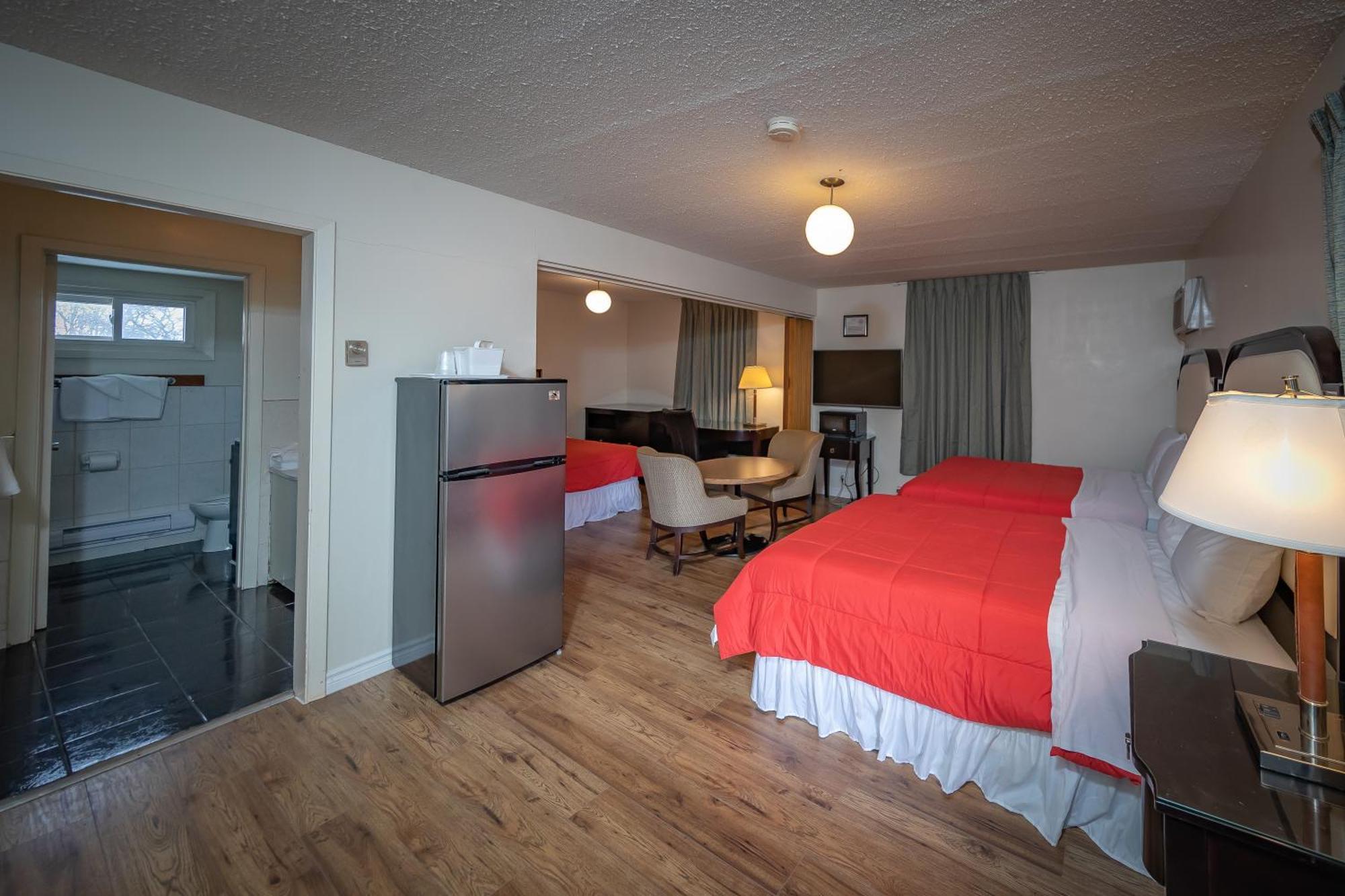 Choice Inn By The Falls Niagara Falls Exterior photo